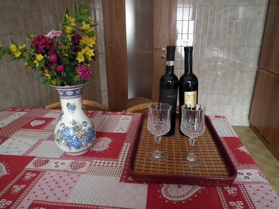 La Casa Di Gio Appartement Tirano Buitenkant foto